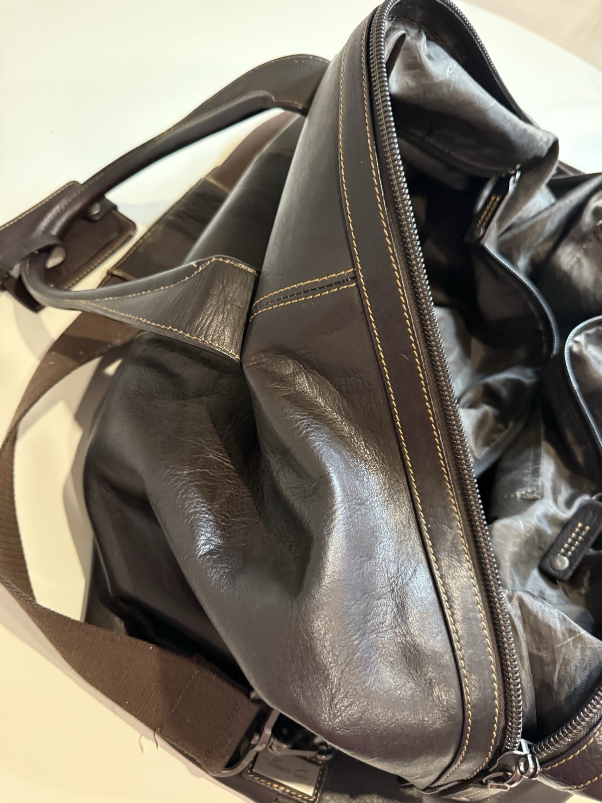Kenneth Cole Dark Brown Genuine Leather Duffle Weekender Travel Bag Vintage Y2K