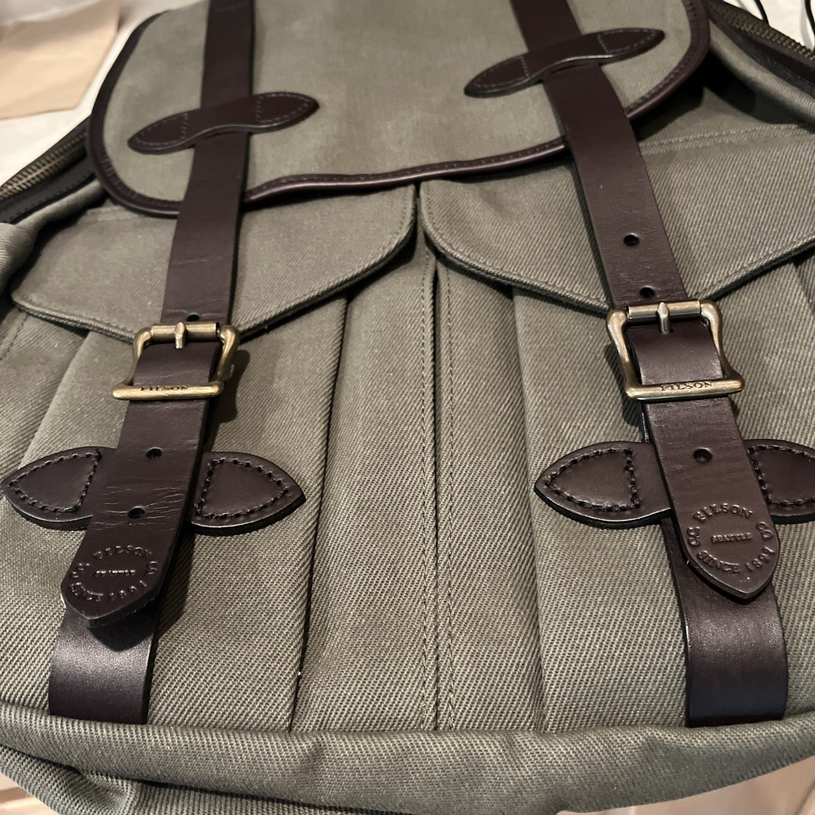 🔥 Filson USA NEW NWT Rugged Twill Large Rucksack 33L Otter Green Bridle Leather