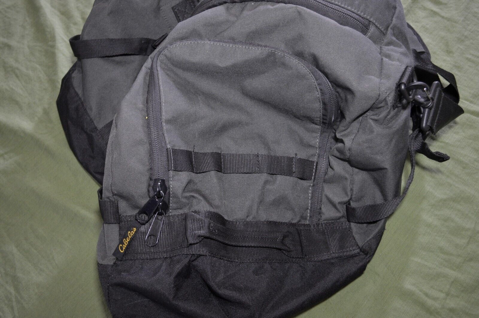 CABELA’S LARGE BLACK CANVAS FIELD DUFFEL HUNTING CAMPING BOATING 35 Inches