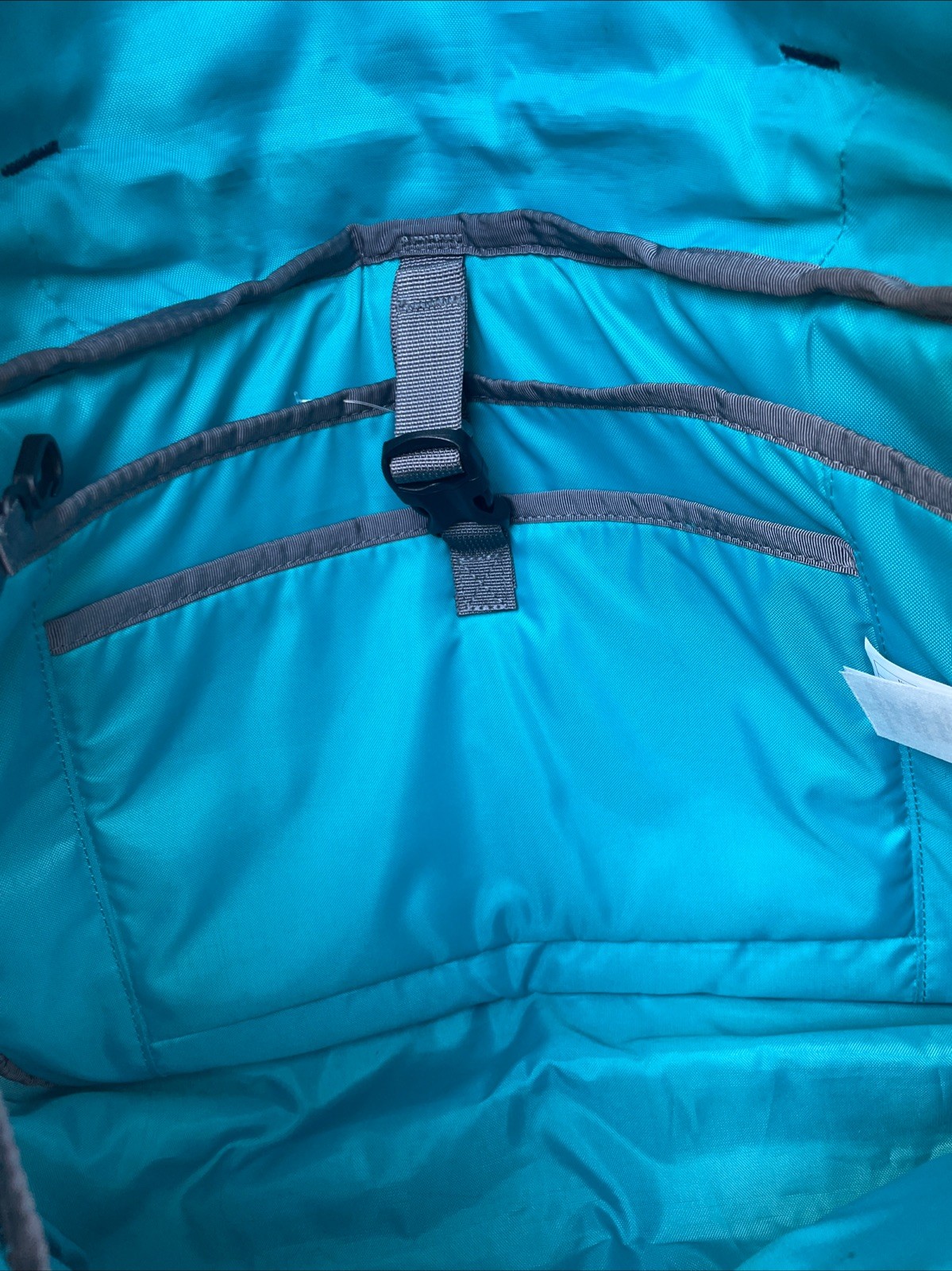 RARE Patagonia Black Hole Messenger 12L Bag Grey Turquoise Green Laptop 49321