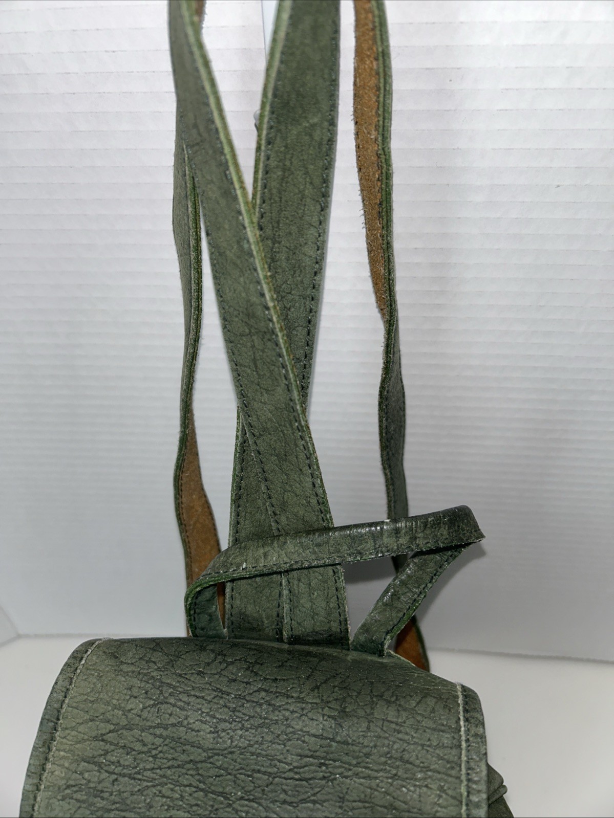 HENRY UK Unisex Drawstring Backpack Genuine Leather Color Green