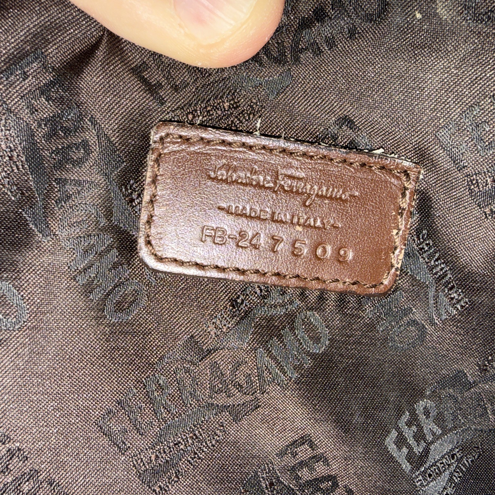 Salvatore Ferragamo Brown Leather Shoulder Bag Made in Italy FB-24 7509 Vintage