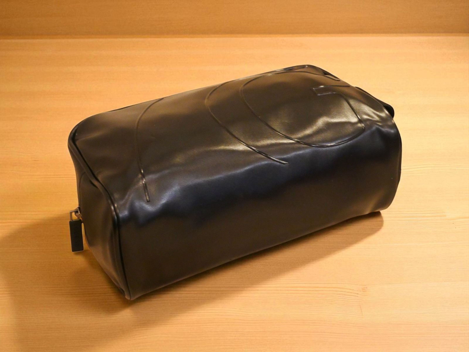 NEW MEDIUM MEN’S GUESS BLACK LEATHER LOGO HANDLE TOILETRY TRAVEL CASE BAG