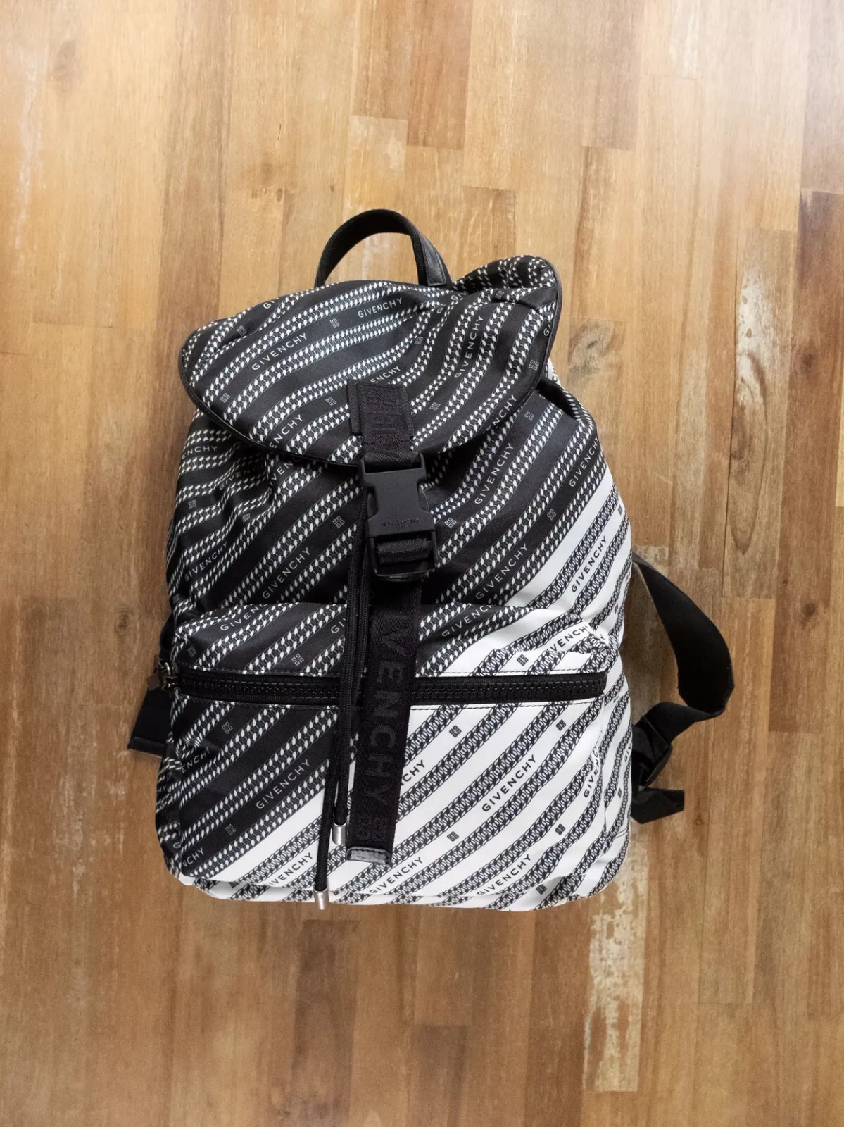 (NO CUSTOMS TAX) GIVENCHY black & white Light 3 nylon striped logo backpack NWT