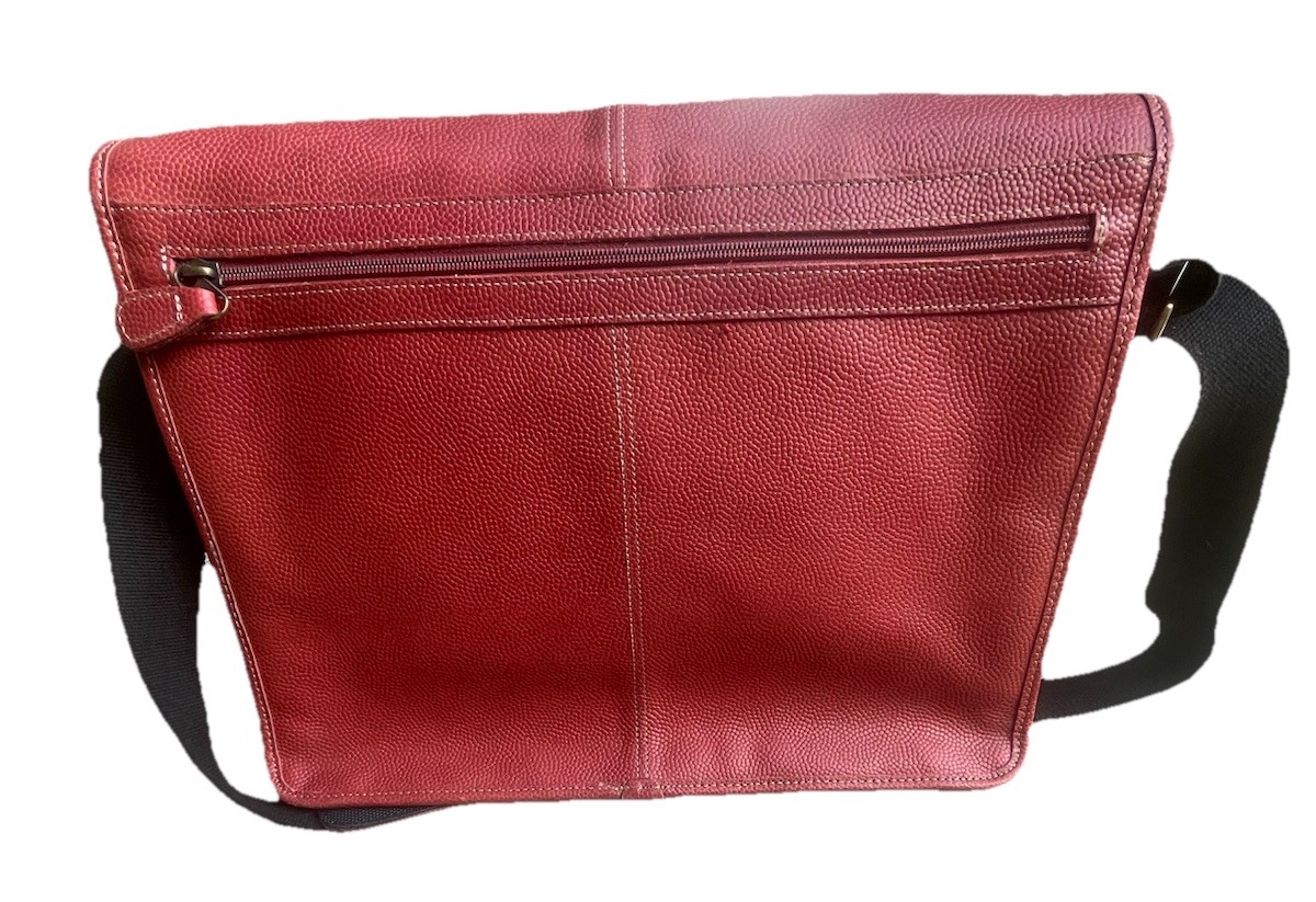 Vintage Wilson NFL Pigskin Leather Messenger Bag NWOT Rare Football Logo