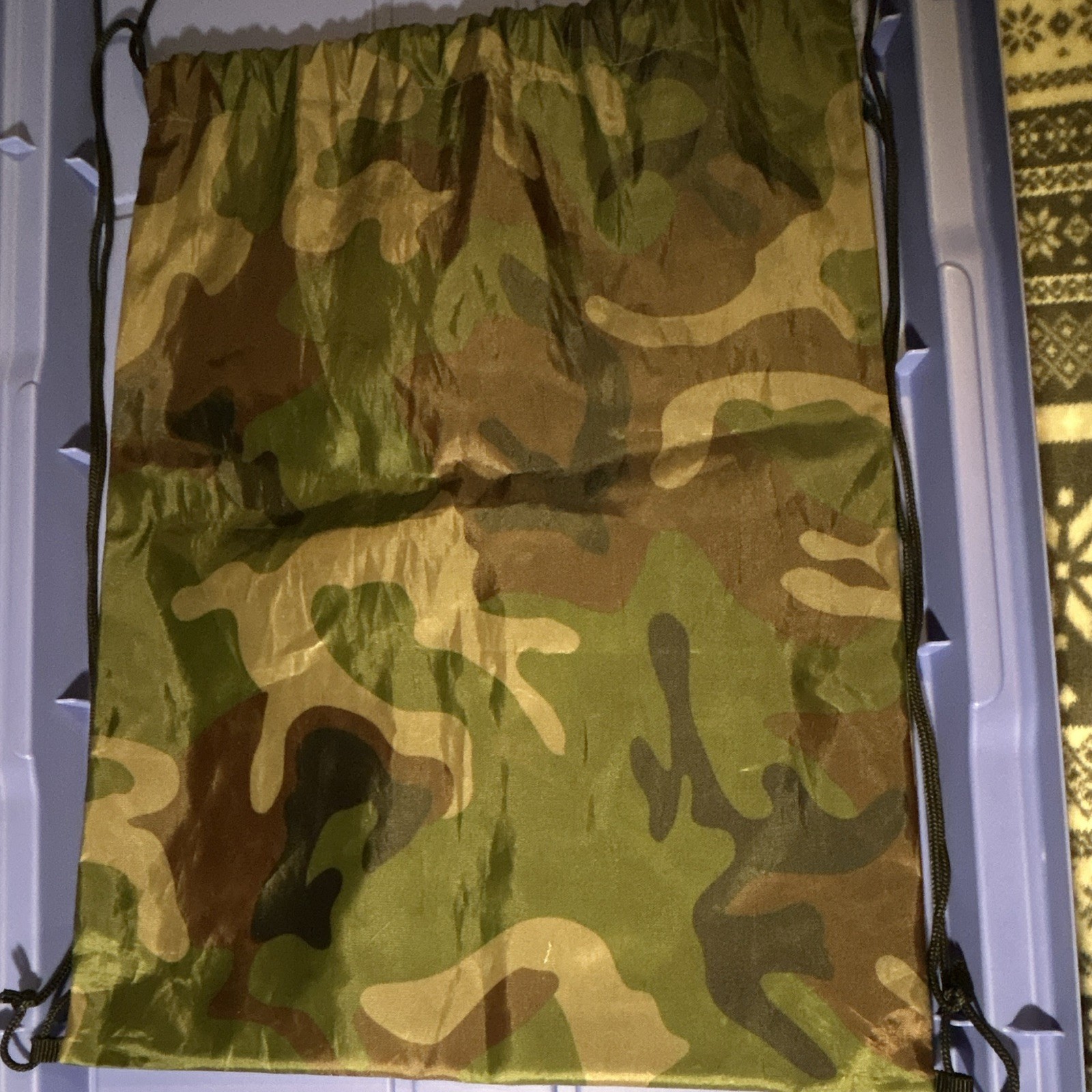 AEO Swerve Camouflage Drawstring Bag