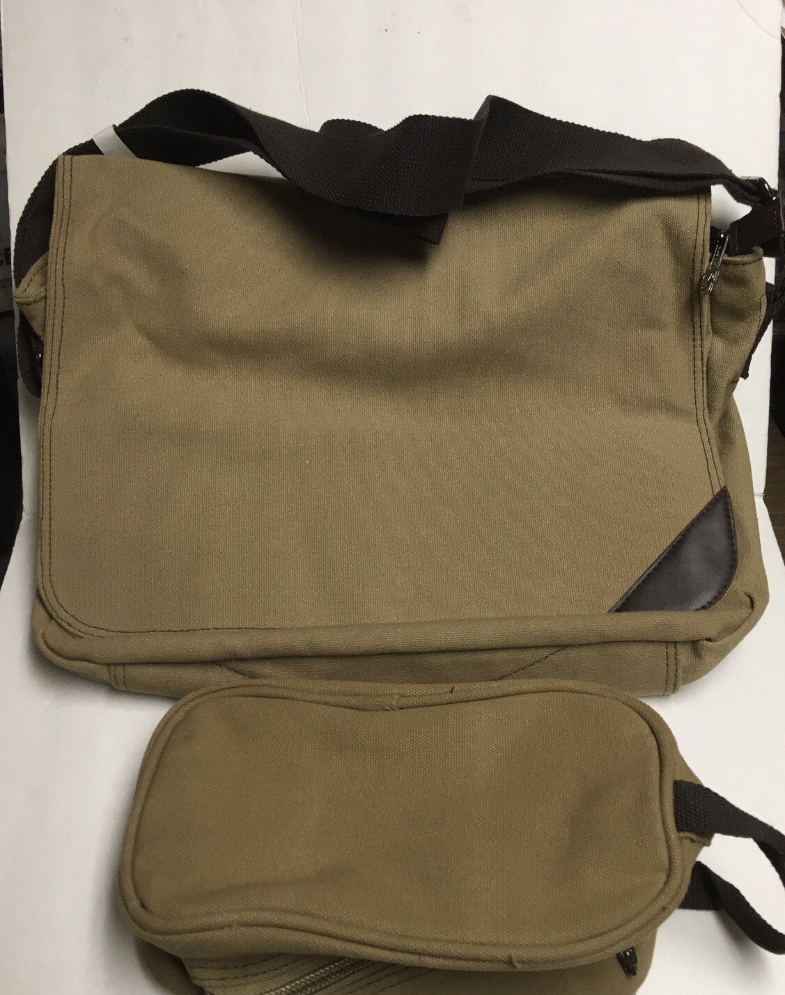 NEW CANVAS COTTON BLEND 16″ MESSENGER BEIGE CAMEL COLOR W/ BROWN TRIM
