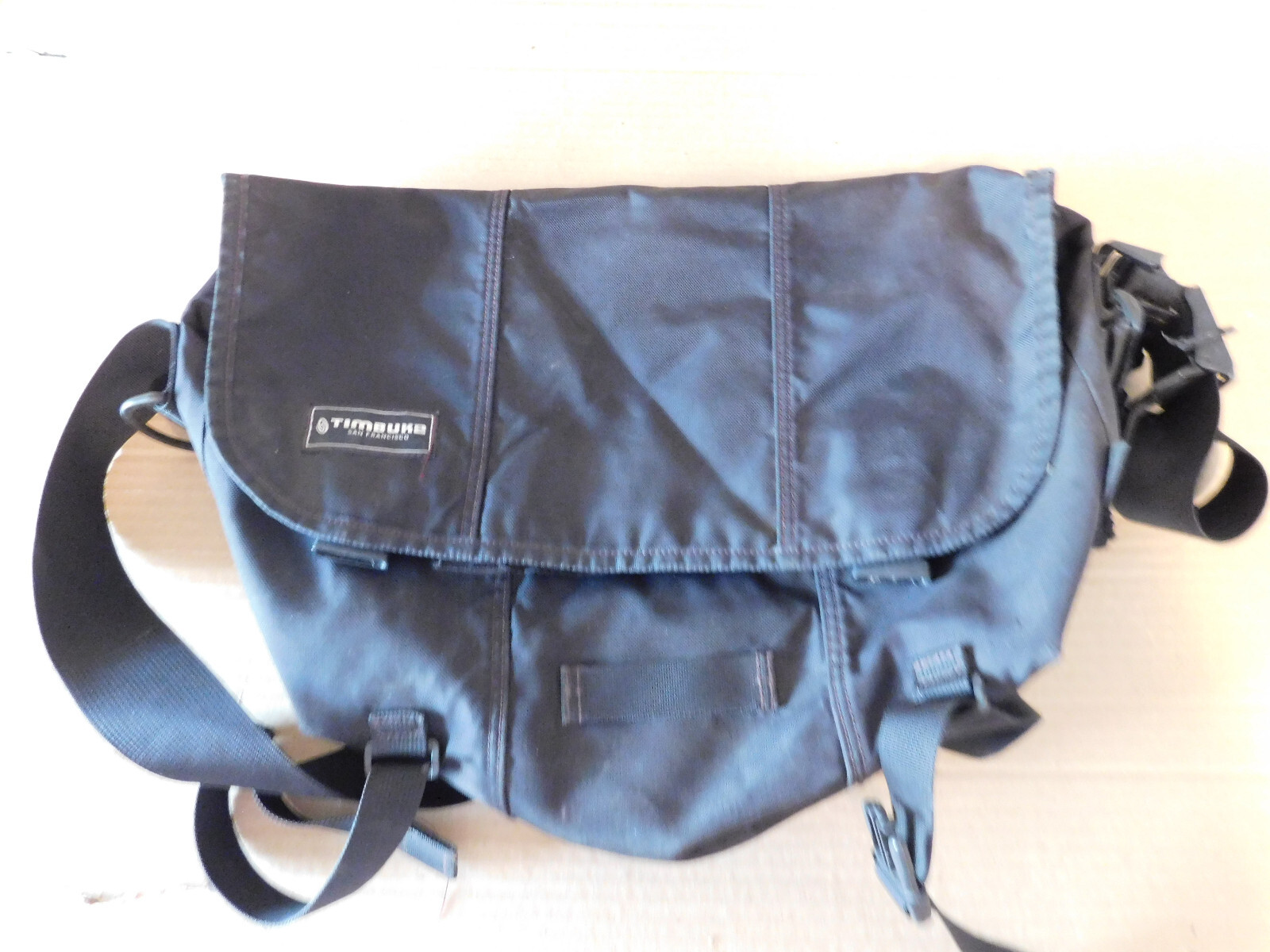 Timbuk2 Classic Messenger Bag, Jet Black, Cordura Canvas Laptop Bag