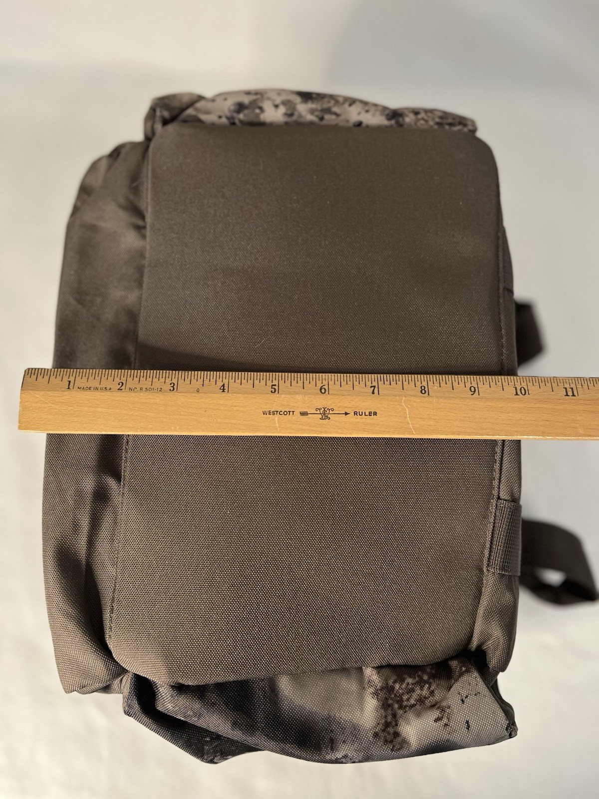 Cabela’s Camo Gear Bag Catch All Fishing Camping Utility Travel Tool 6 pockets