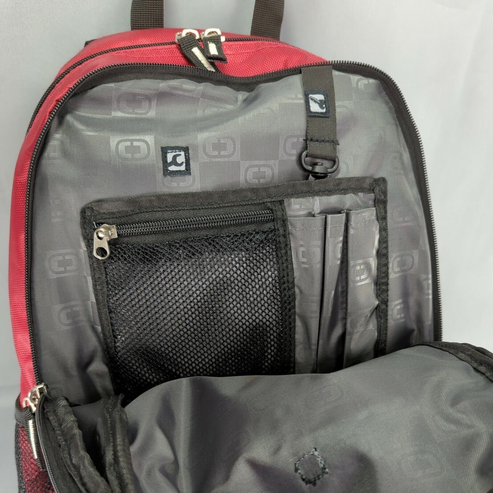OGIO Backpack with Audio Port & Pocket Built In Red Black Centralia College Trio