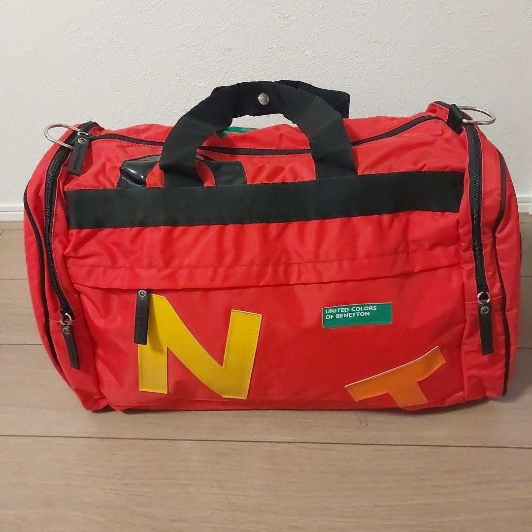 UNITED COLORS OF BENETTON Red Big Logo Duffle Tote Bag w/shoulder strap Vintage