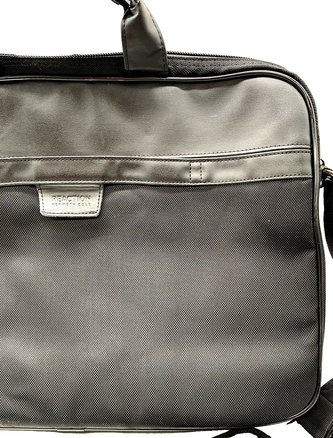 Kenneth Cole Reaction R-Tech 536735 Laptop Briefcase Messenger Bag 18.5 x 13 EUC