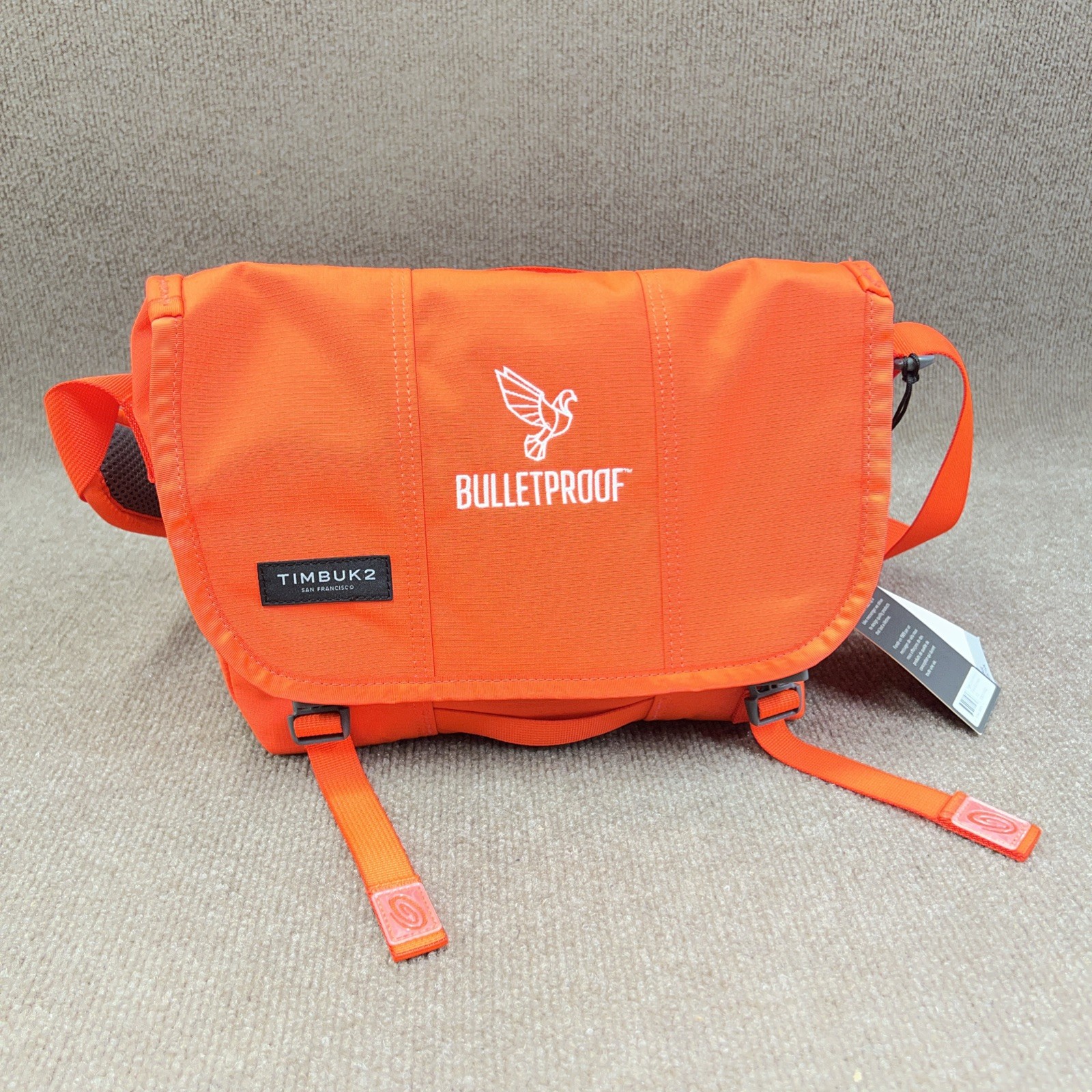 New Timbuk2 Flight Classic Messenger Bag Orange Sz XS CrossBody Shoulder Strap