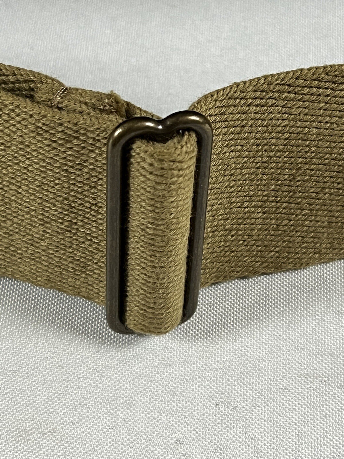 FILSON MEDIUM TIN CLOTH DUFFLE BAG DARK TAN OS NWT