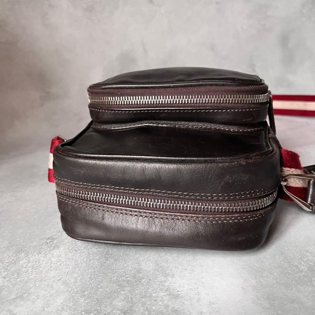 Bally Brown Leather Trainspotting Shoulder Bag Men Zip Vintage Crossbody 16cm