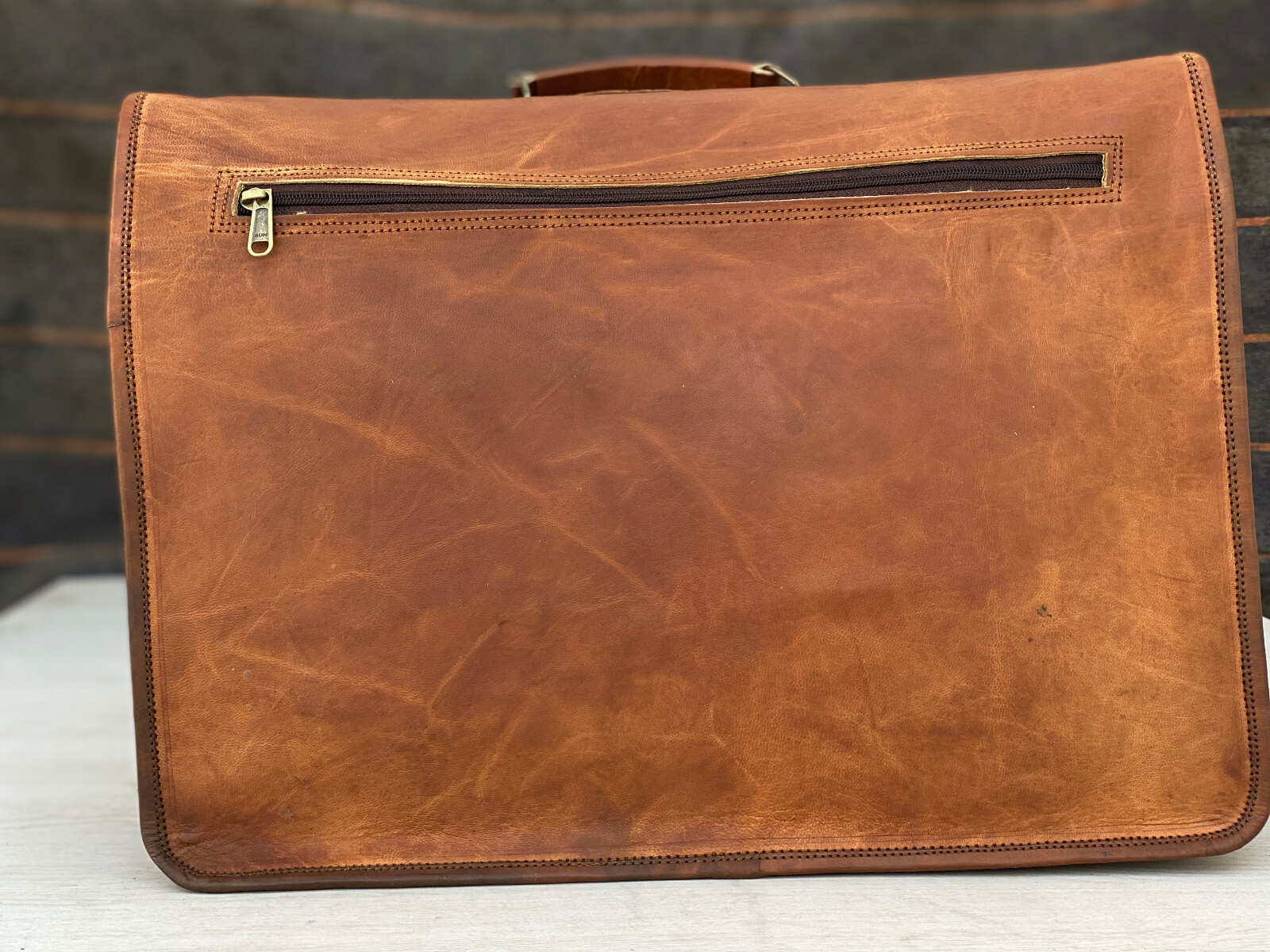 Men’s Leather Messenger Bag Shoulder Laptop Briefcase (18″ Bull Hide Brown Bag)