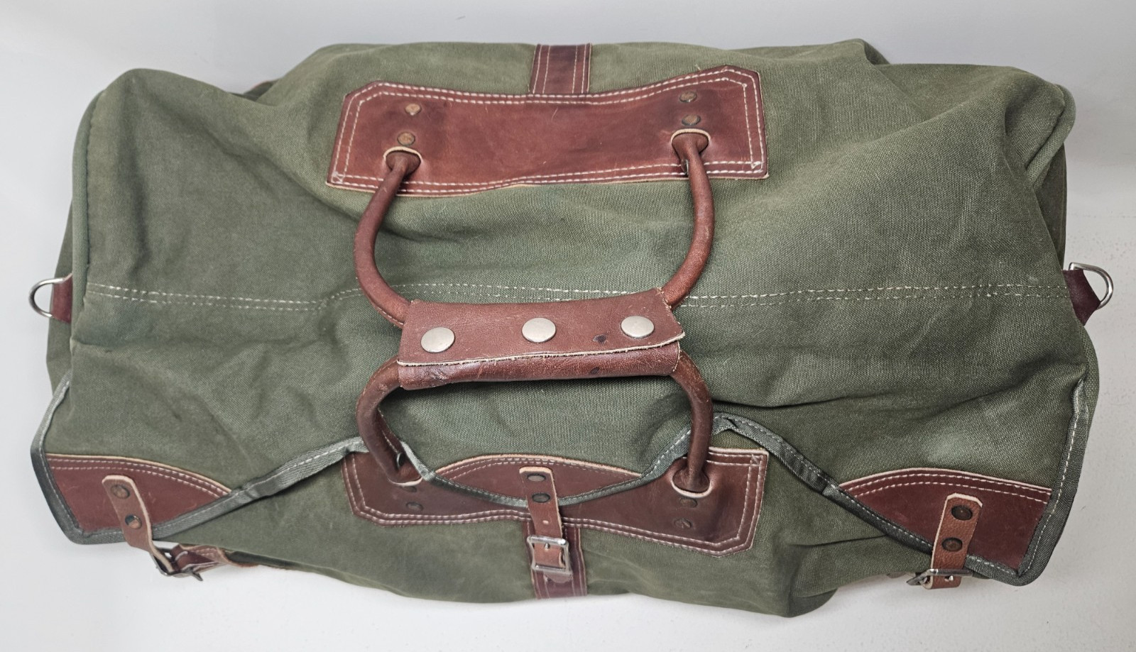 Vintage Orvis Battenkill Green Canvas Leather Weekender Duffle Bag 24 3/4in