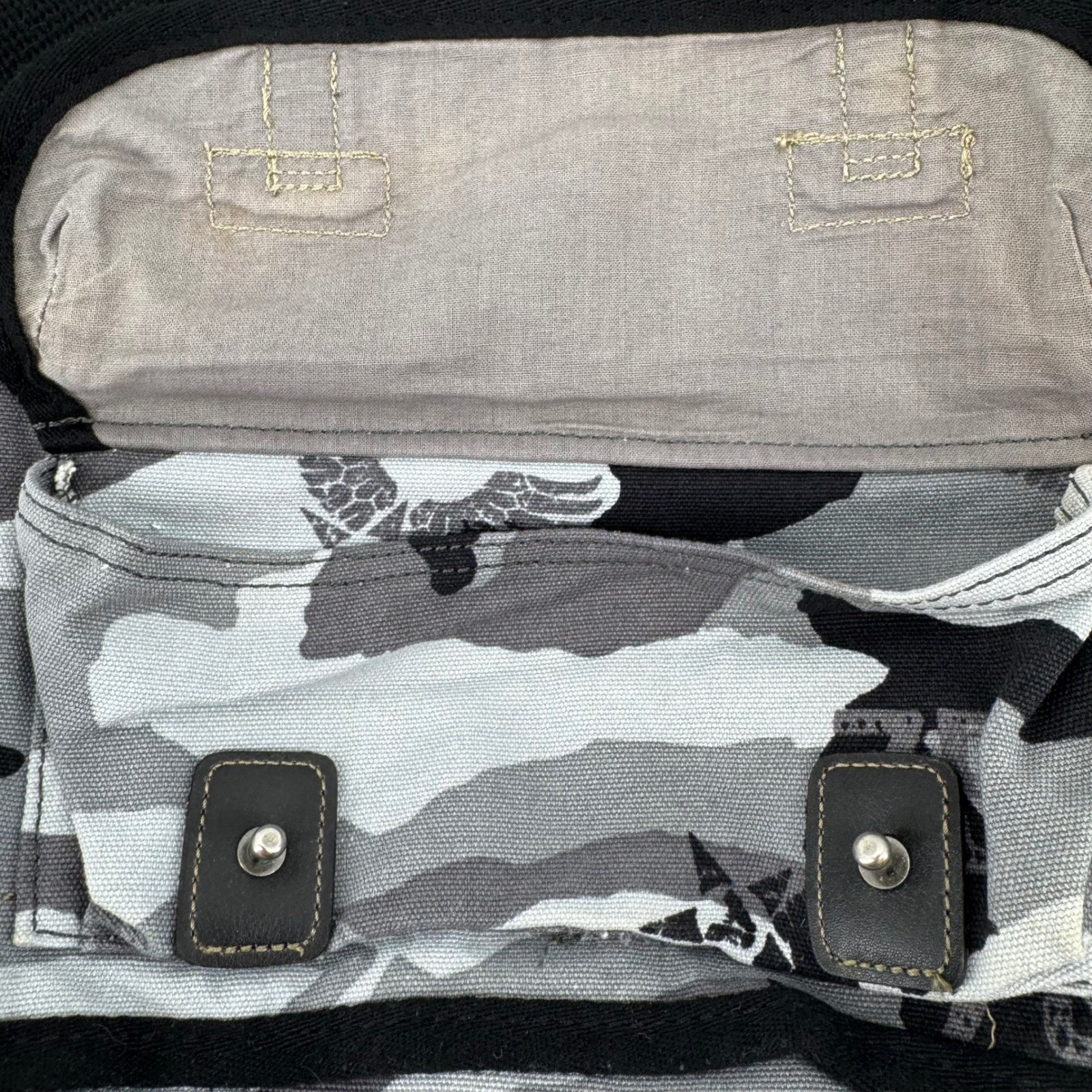 Vintage Avirex USA Grey Camo Square Messenger Bag Canvas Crossbody Gorpcore