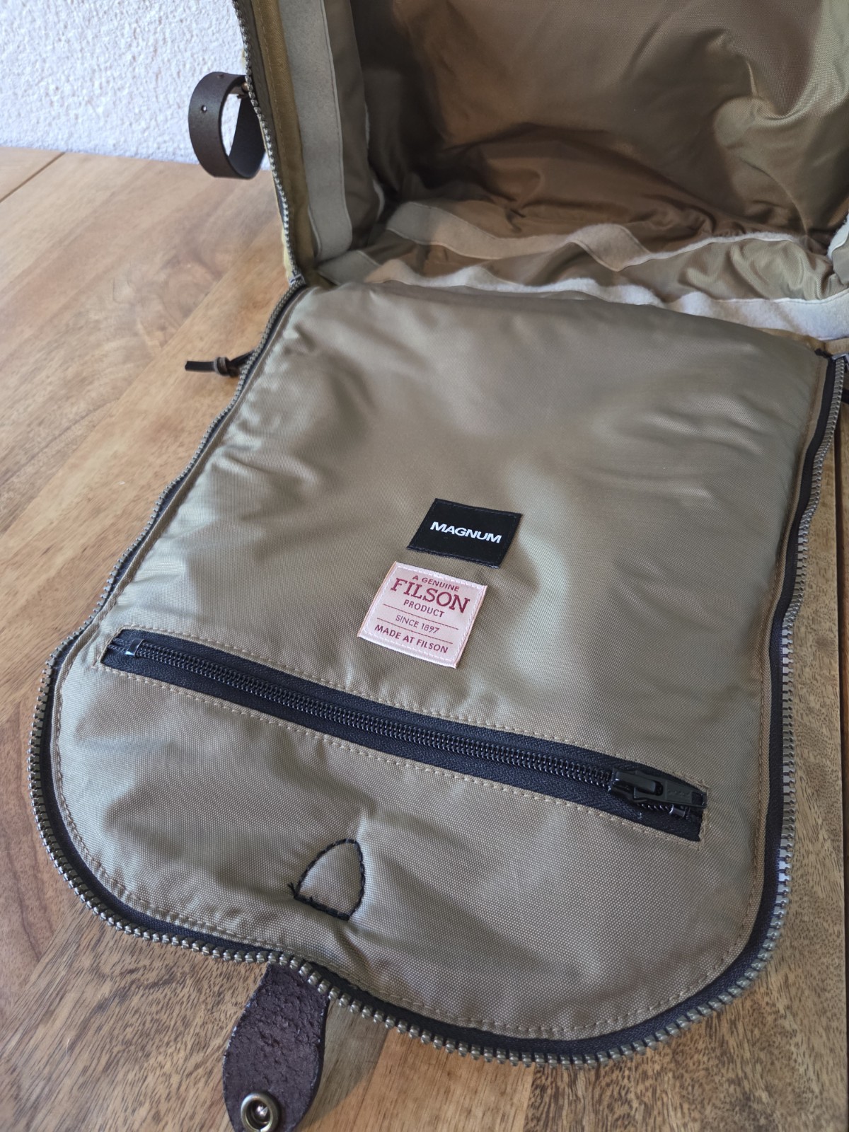 Filson Magnum Photographer’s Backpack | NWOT | Limited Edition | Tan | USA Made