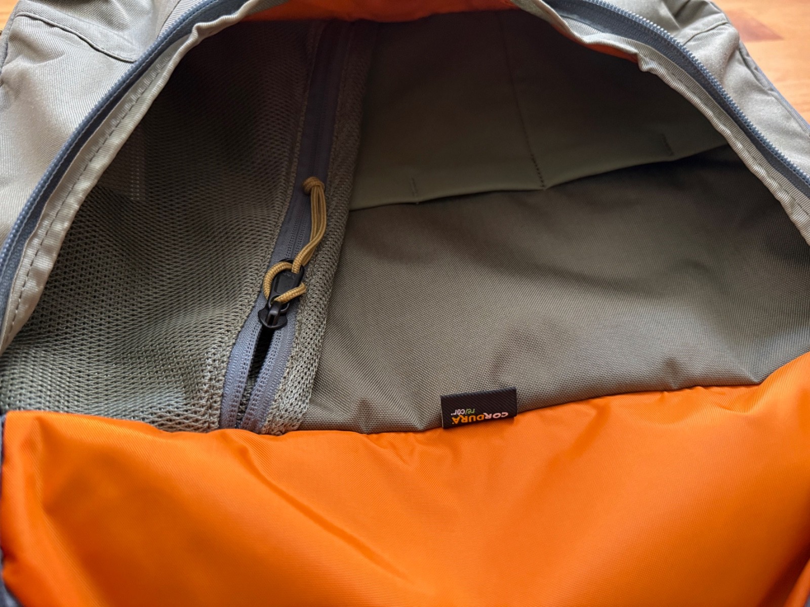 Mystery Ranch 3-Way 18L Expandable Briefcase / backpack – PONDEROSA NWT