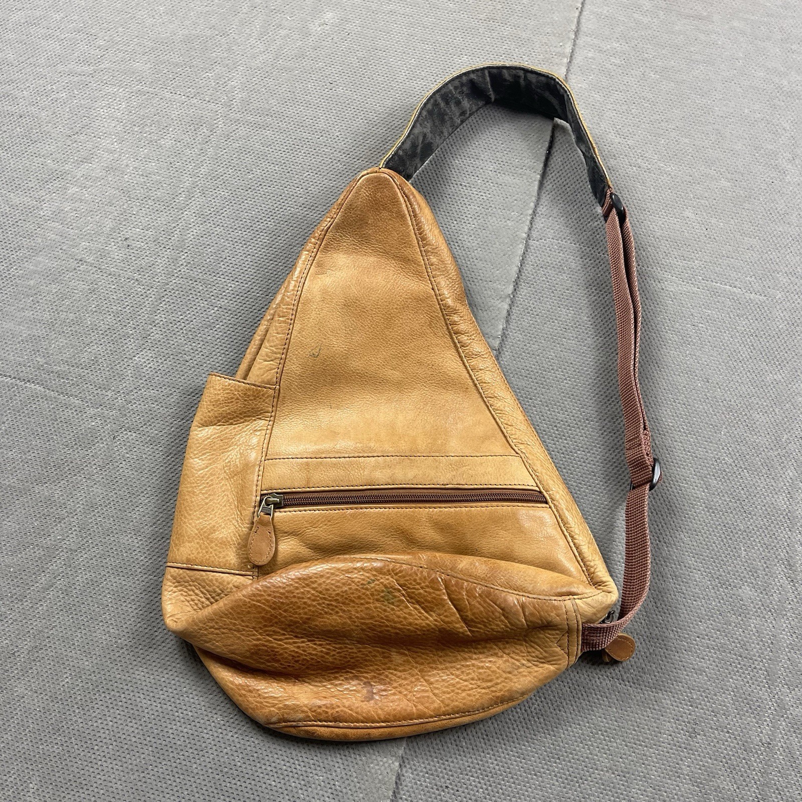 Vintage LL Bean Ameribag Leather Brown Healthy Back Crossbody Sling Bag Distress