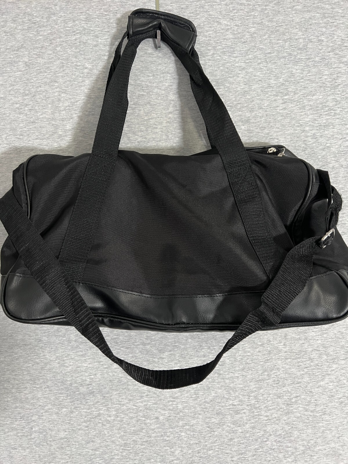 John Varvatos USA Canvas Duffle Gym Weekend Bag 17x11x7 Faux Leather Trim