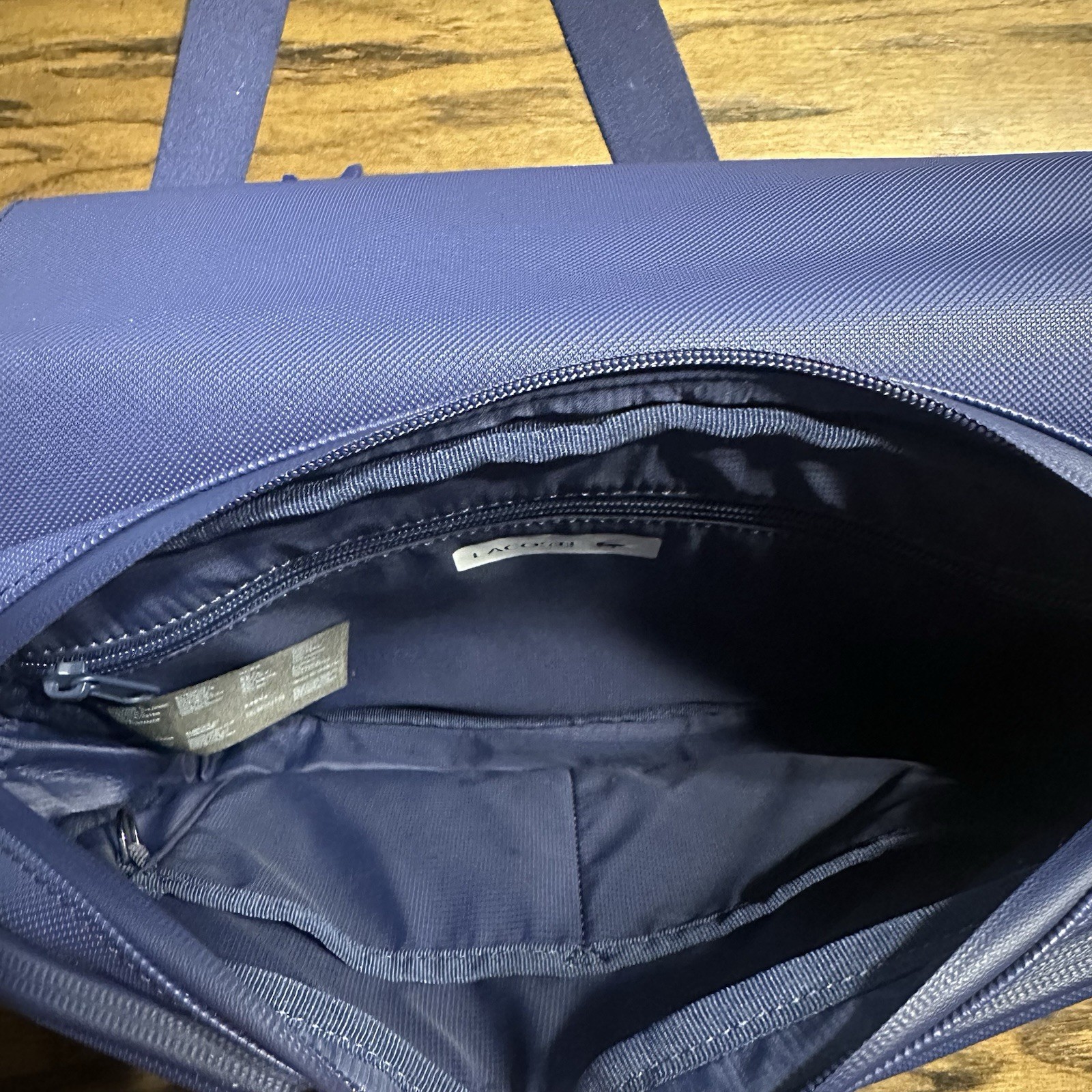 Lacoste Navy Blu Pique Spell Out Logo Cross Body Messenger Bag Unisex Laptop Bag