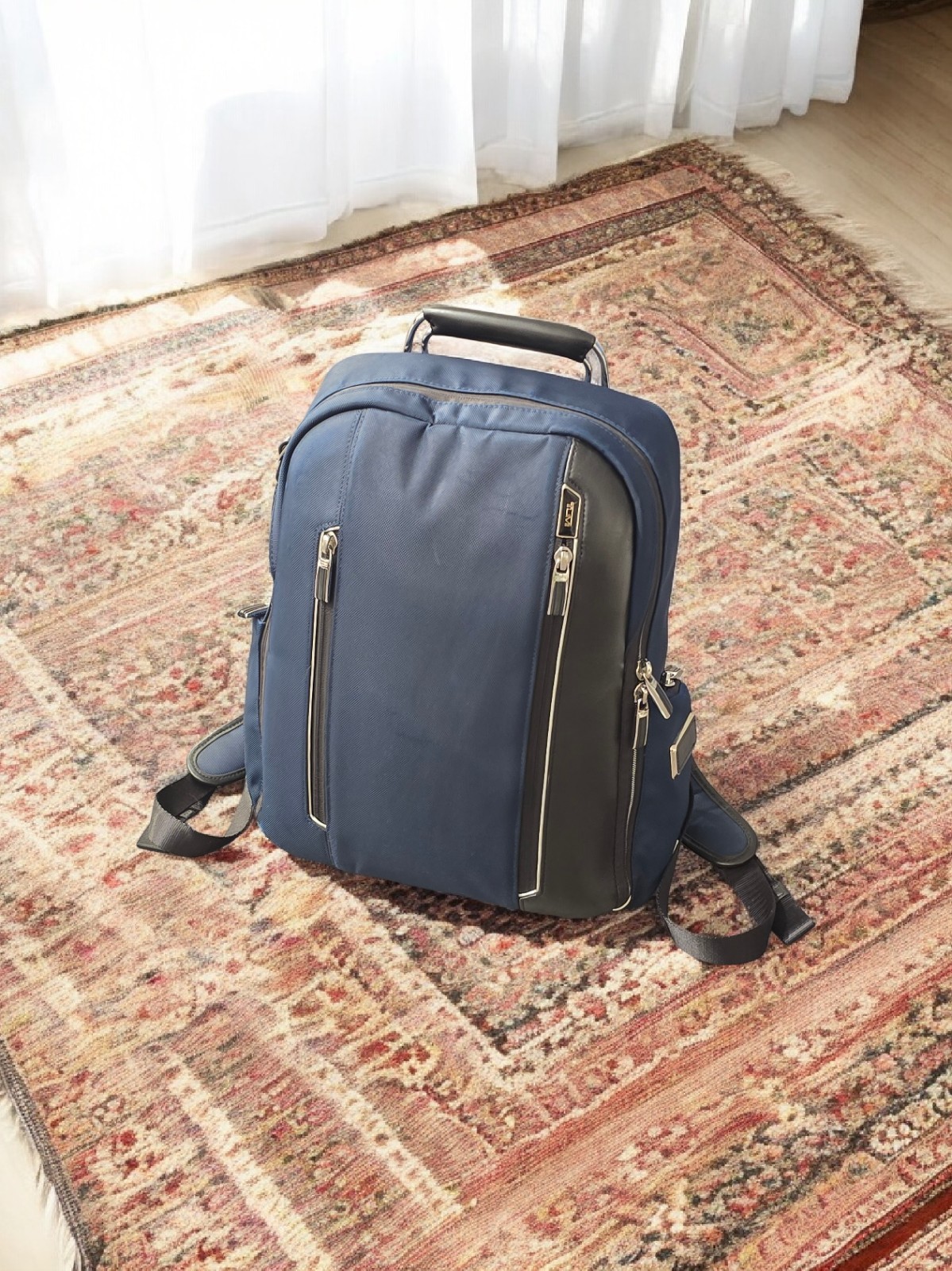 Tumi Arrive Logan Medium Backpack Signature Blue Tumi Arrivé 14.5″x15.5″x5″