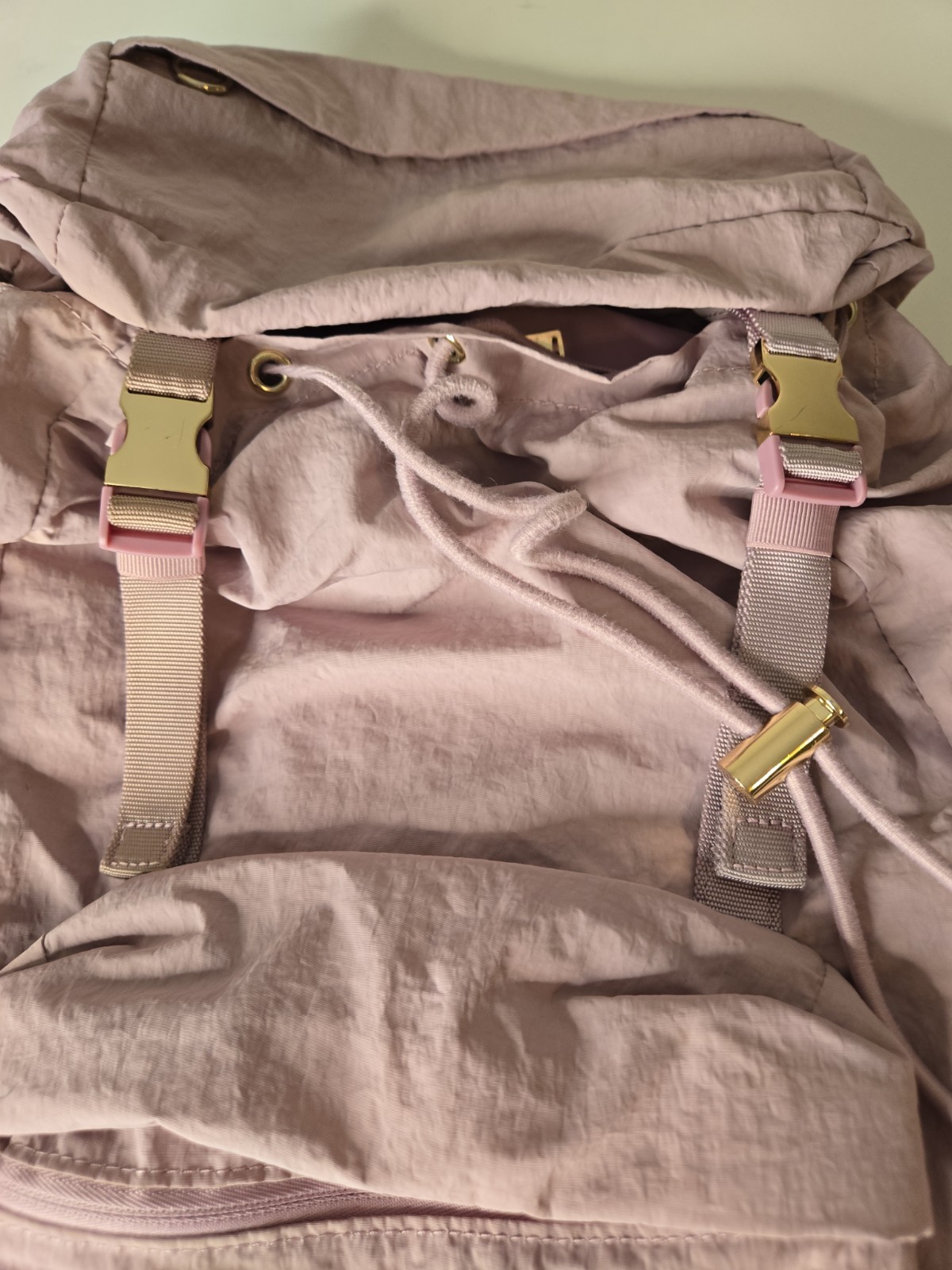 Lululemon On My Level Rucksack in Lavender (Light Stains)