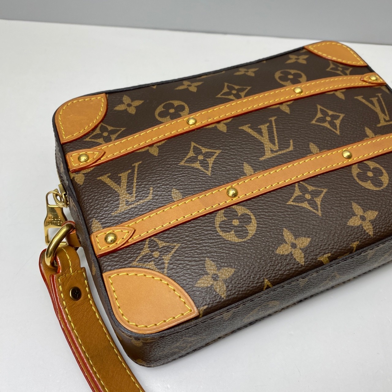 Louis Vuitton Pre-Owned Authentic Softtrunk Clutch Free Shipping 21x15x5cm