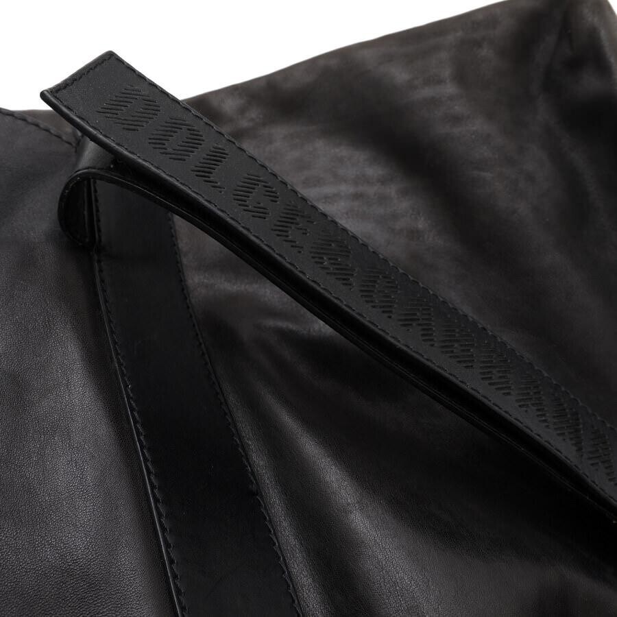 DOLCE GABBANA Black Leather Messenger Bag Mens Italy Magnetic Closure 37cm