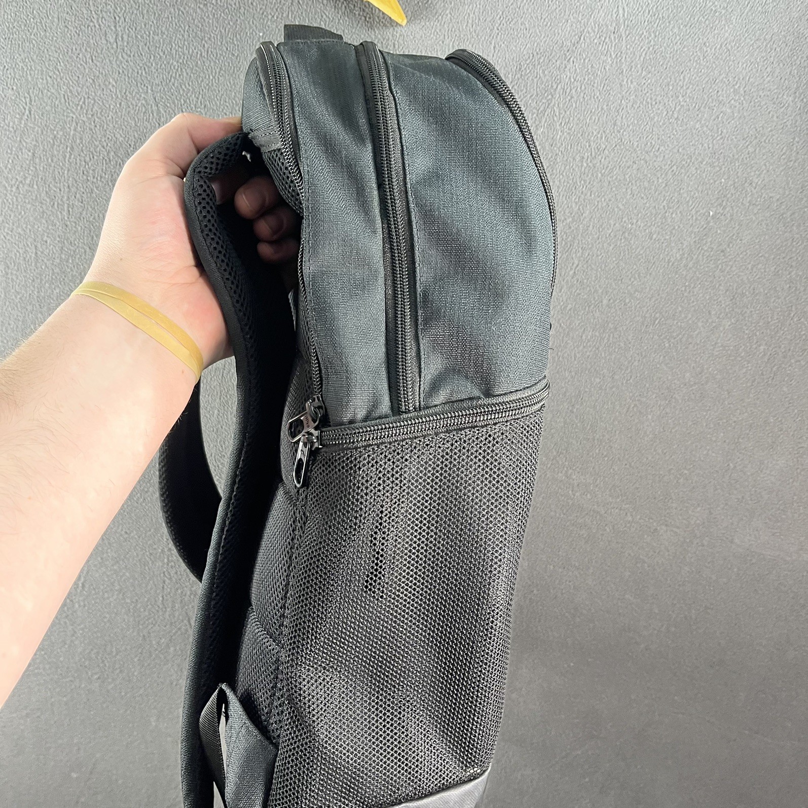 Nike Men’s Brasilia 9.5 Training Backpack Big Swoosh (Medium, 24L) Black/White