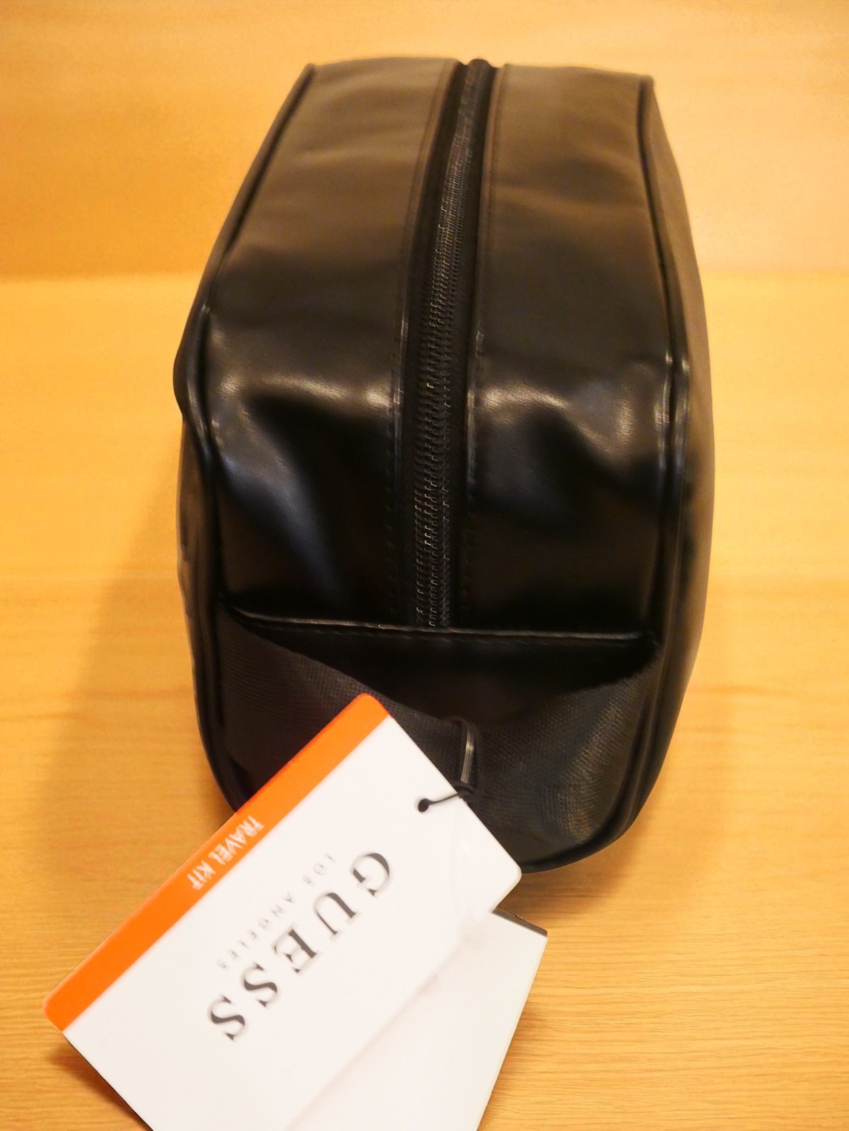 NEW MEDIUM MEN’S GUESS BLACK LEATHER LOGO HANDLE TOILETRY TRAVEL CASE BAG