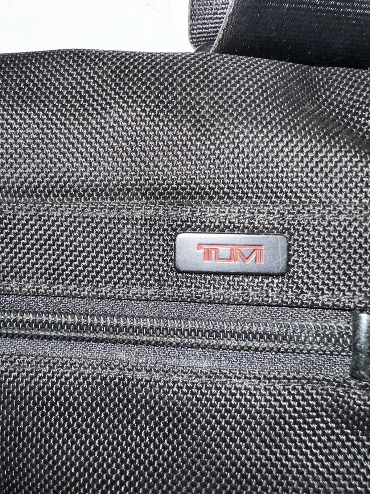 TUMI Alpha Messenger Crossbody Bag Black Nylon Laptop Work commuter minimalist