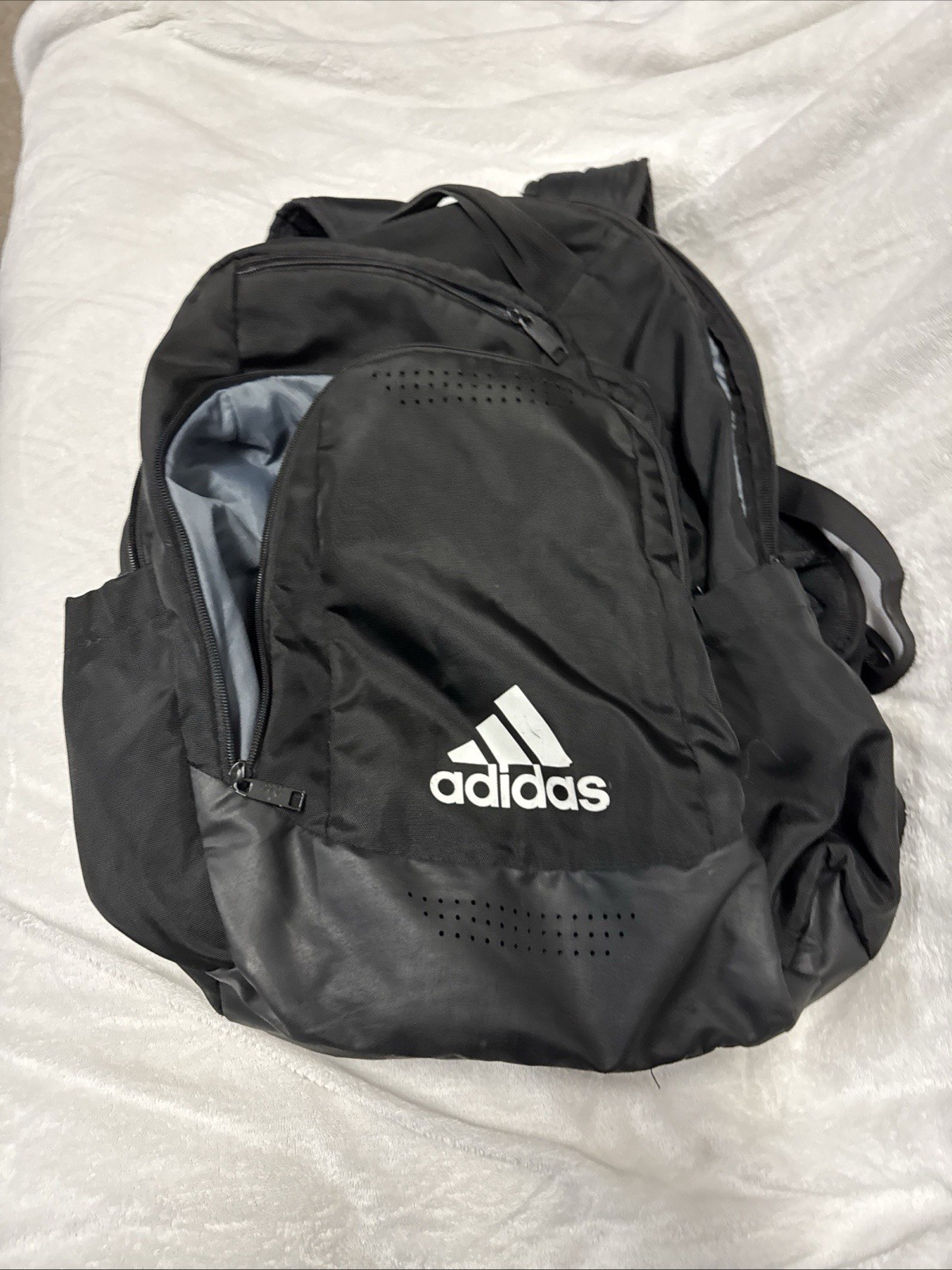 adidas Defender Team Sports Backpack BOOKBAG BLACK WHITE 11″ x 8.5″ x 19.5″