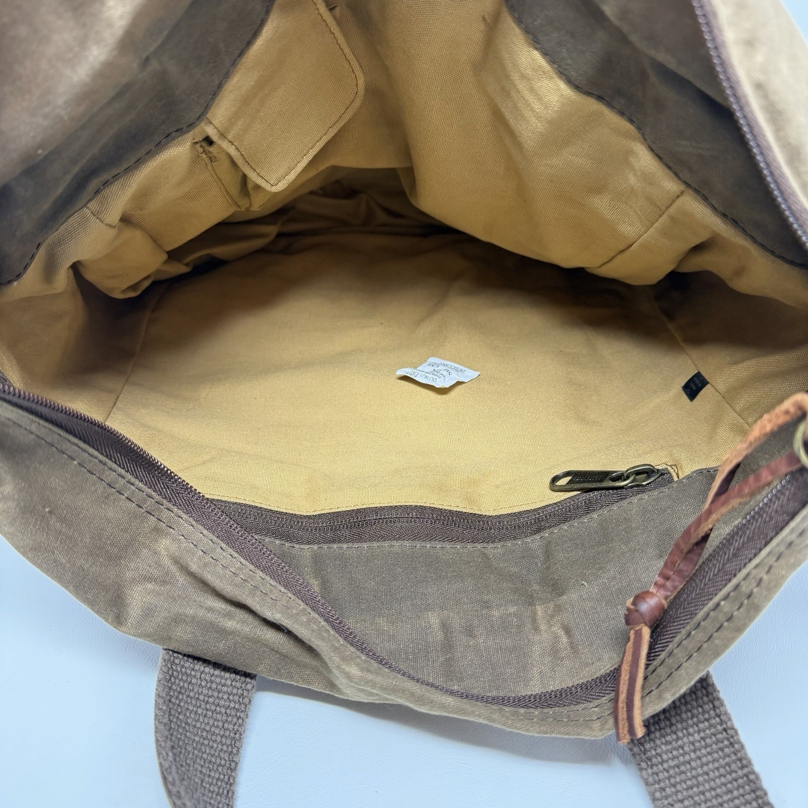 Duluth Trading Co Waxed Canvas Leather Messenger Bag Laptop Briefcase Mens