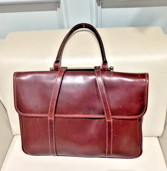 VINTAGE RARE LEVENGER SINGLE HANDLE BAR THIN MESSENGER BRIEFCASE 16″x13″