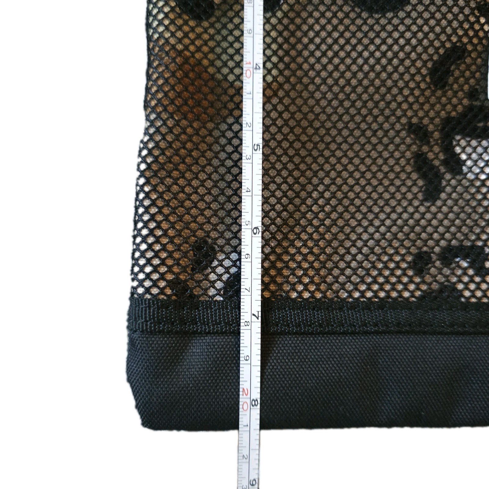 Herschel Crossbody Sling Bag Black Mesh Animal Print Travel Festival Adjustable