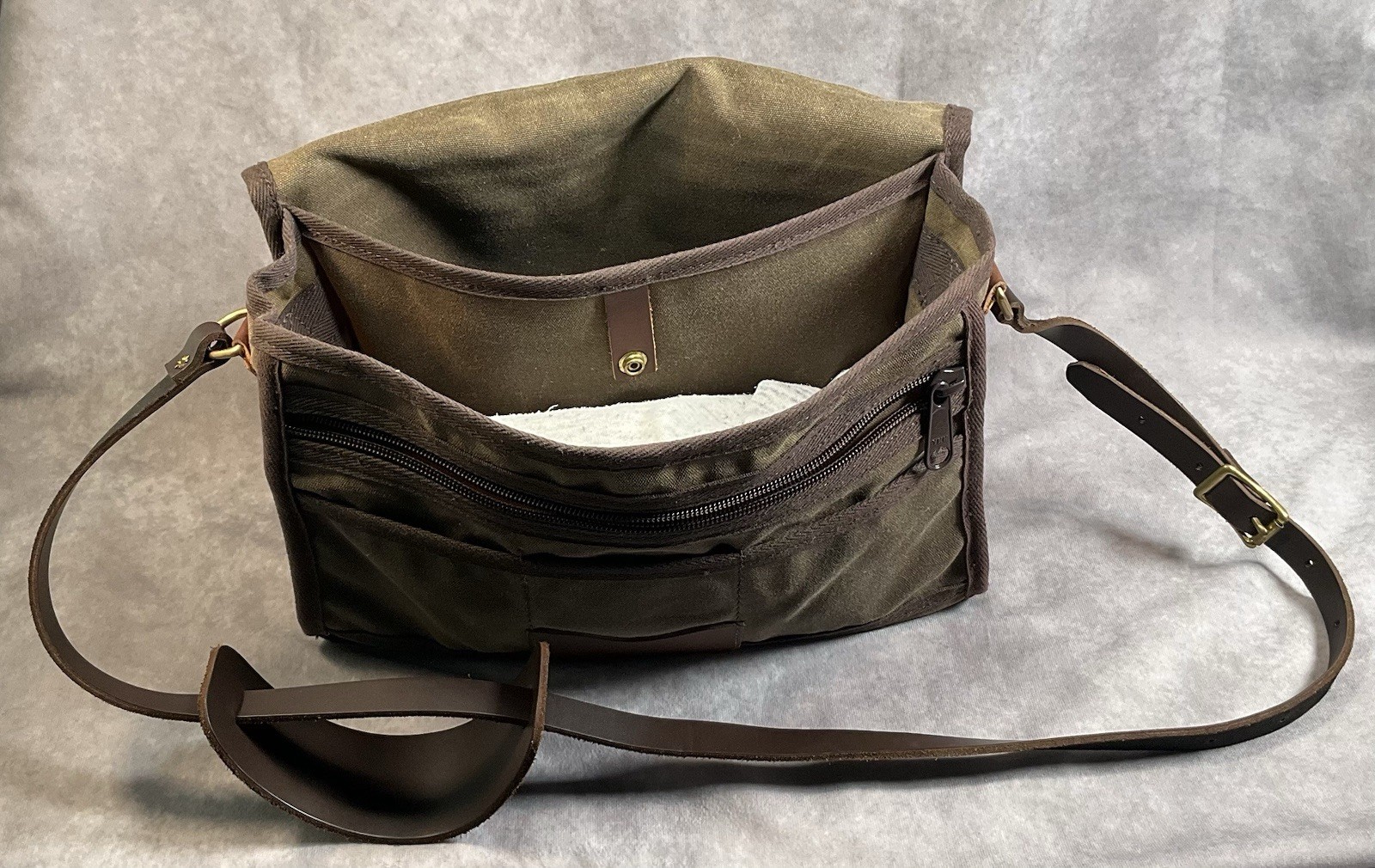 Coore & Crenshaw Society Canvas Leather Messenger Satchel Bag Ben Crenshaw