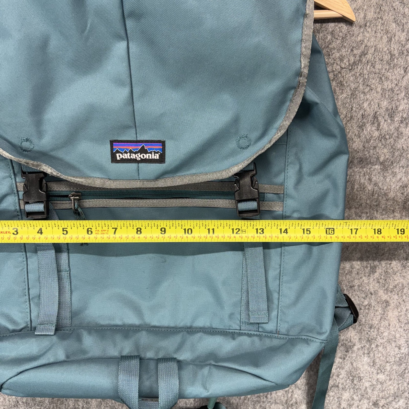 Patagonia Arbor Classic Pack 25L Blue Recycled Rucksack DWR 47958