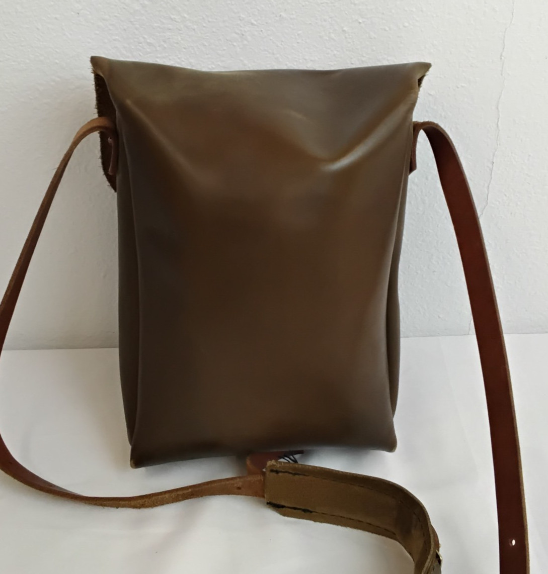 Goertzen Adventure Equipment Leather Field Bag Brown Montana Handmade #J5743