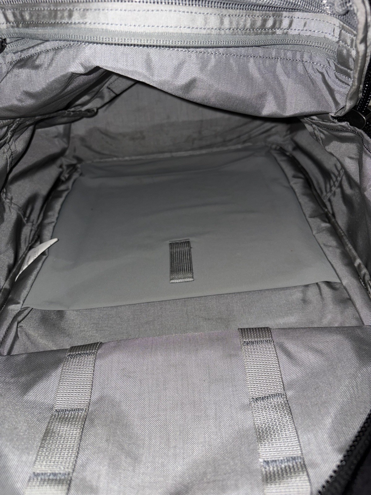 Evergoods CHZ26 Civic Half Zip 26L Black