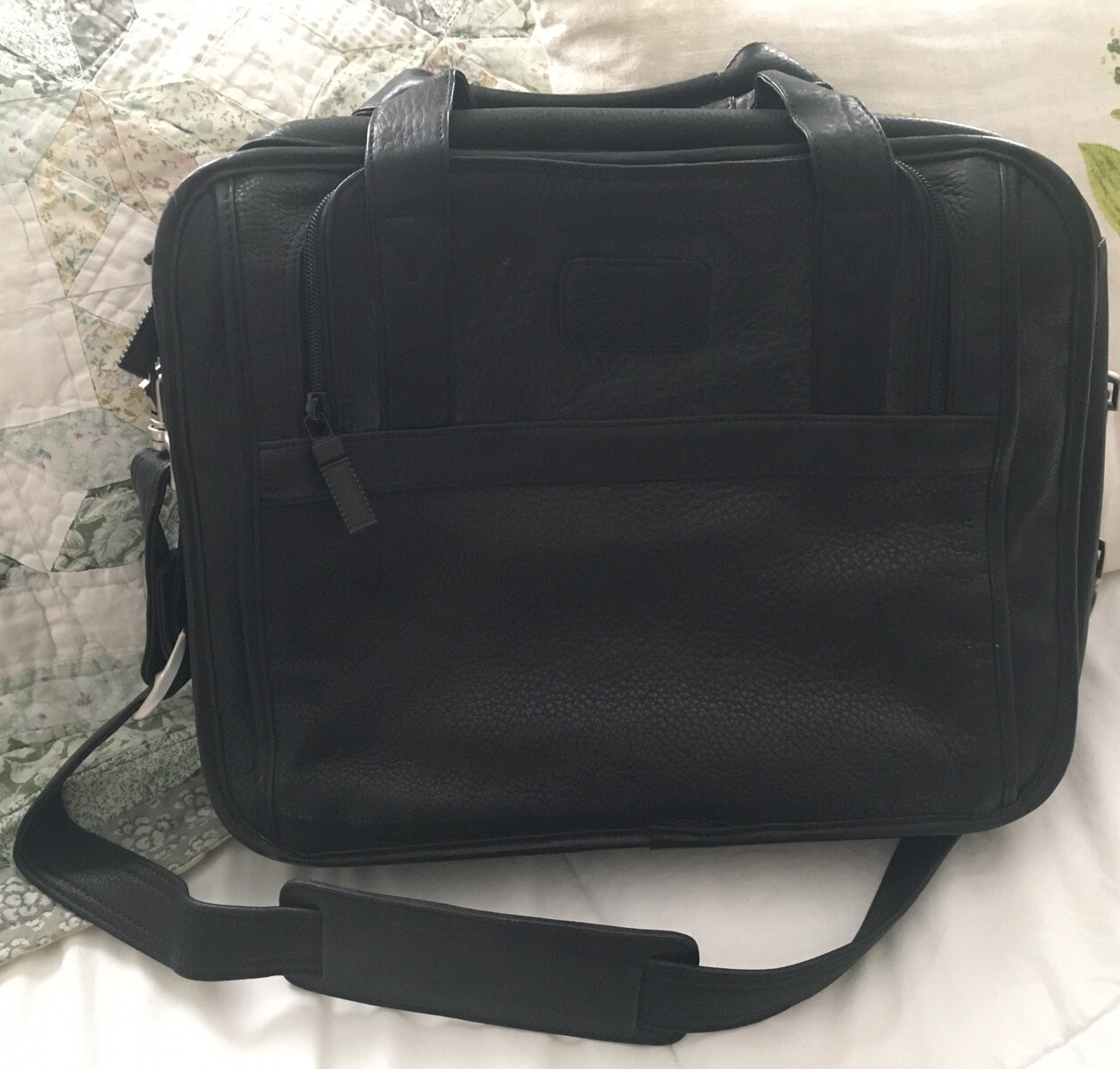 WILSONS Black Leather Small Medium Briefbag Case Messenger Laptop Bag-NEW no tag