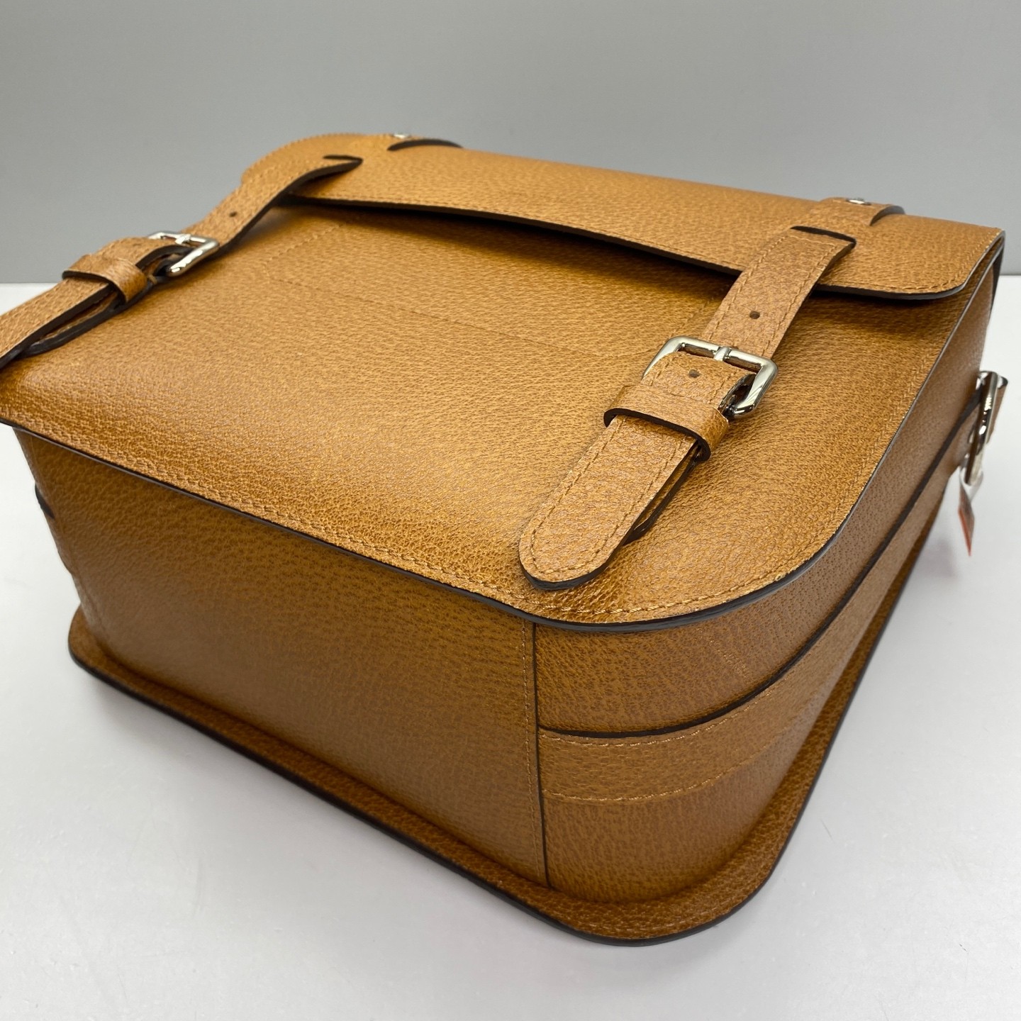 Louis Vuitton Pre-Owned Authentic Brown Leather Messenger Bag 26x28x12cm