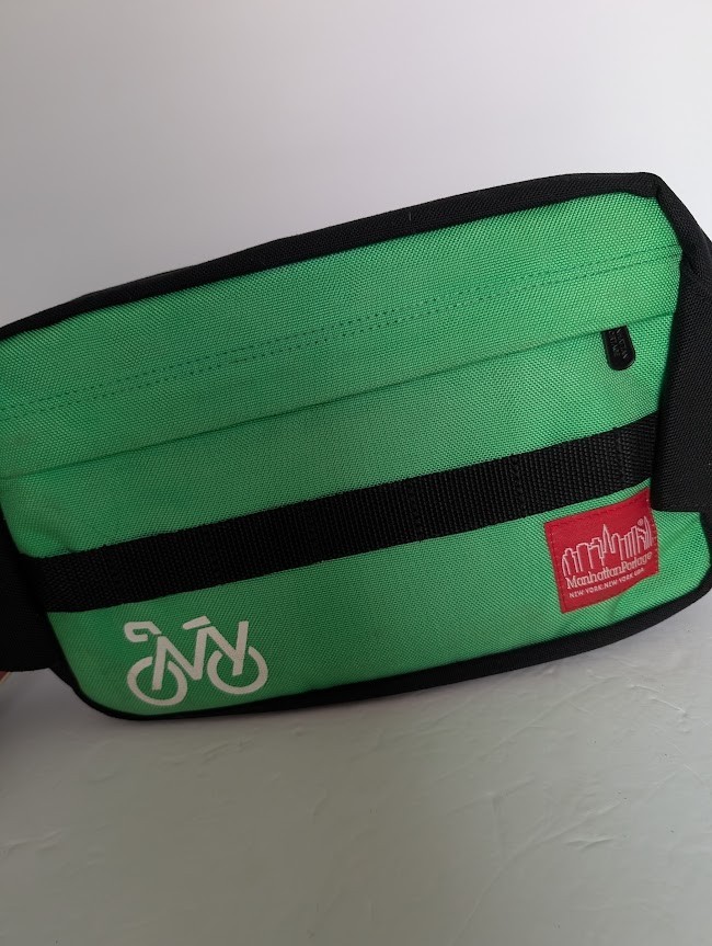 Manhattan Portage Zippered Cycle Pouch 11 x 7″ Green & Black