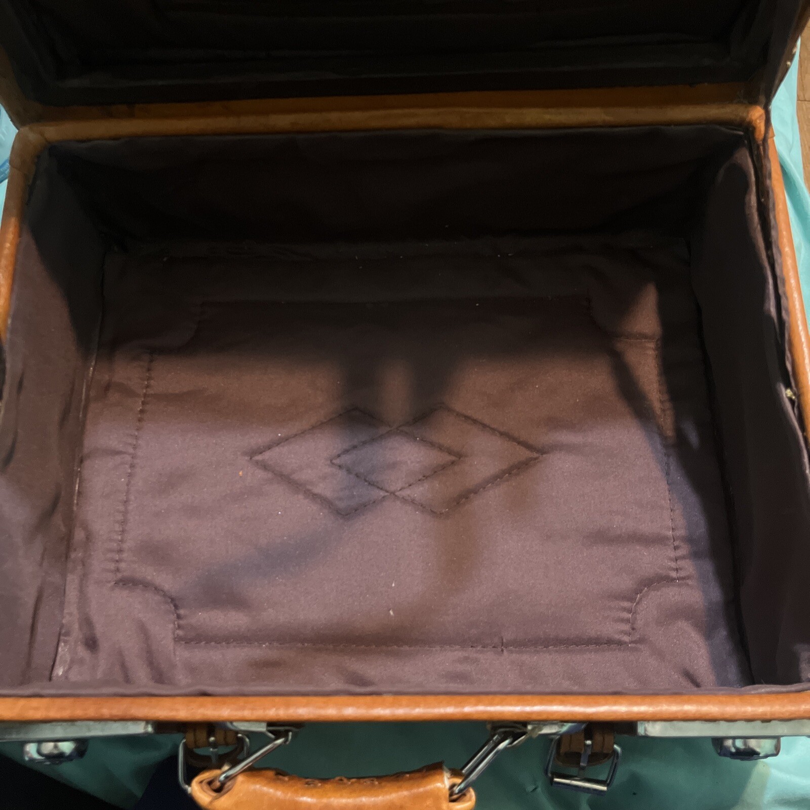 Vtg American Crew 15” Leather Bound Men’s Shaving Case EUC Read