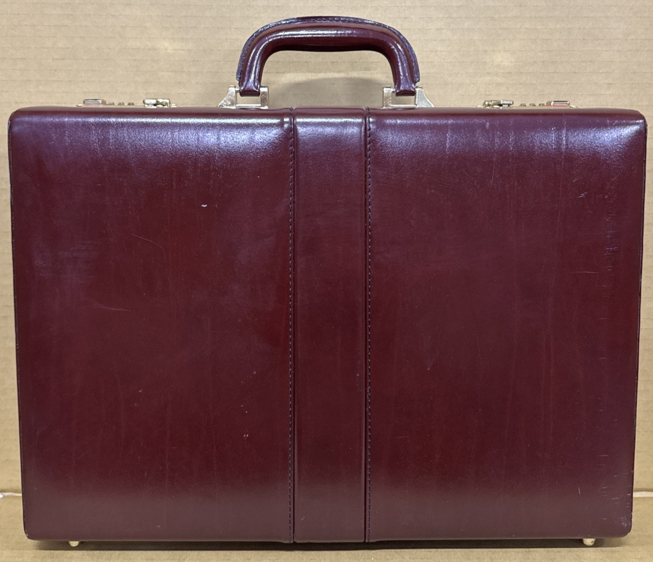 UNBRANDED Burgundy Top Grade BONDED LEATHER BRIEFCASE Dual Lock