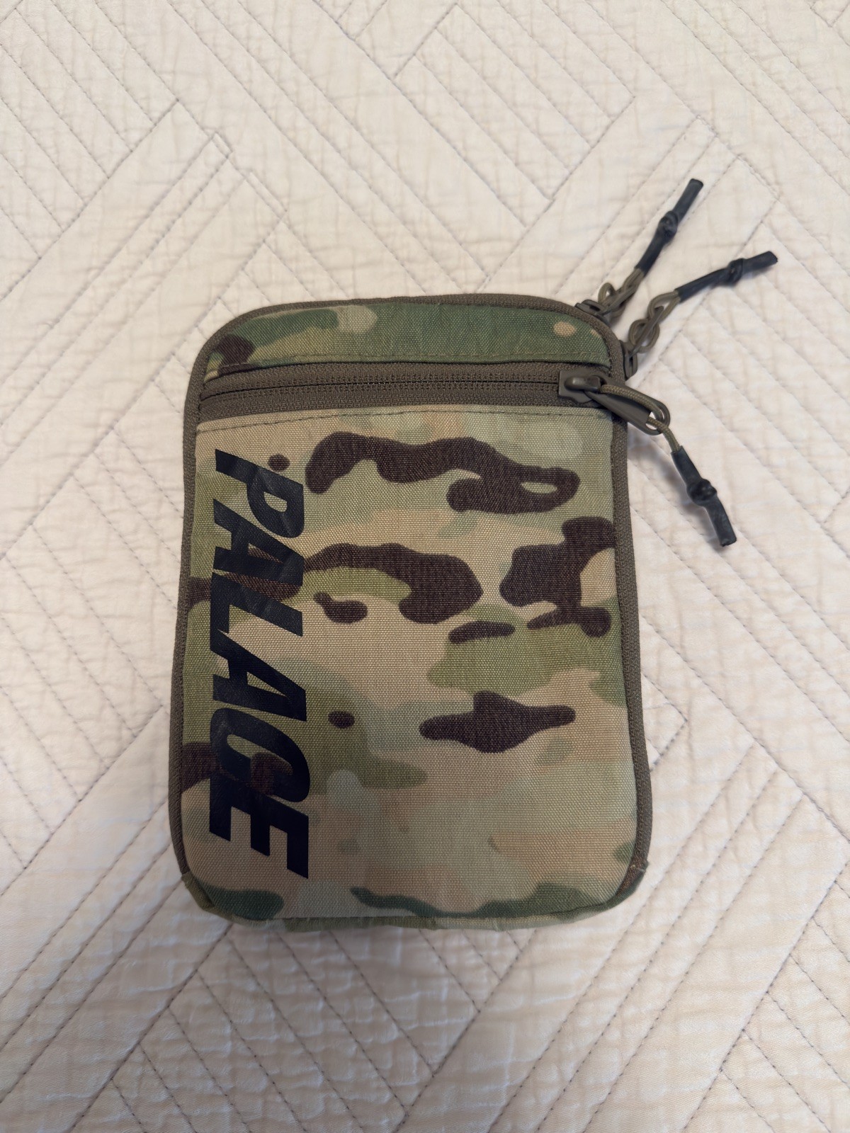 PALACE Skateboards Camo Body Sack Small Crossbody Shoulder Bag Pouch Olive