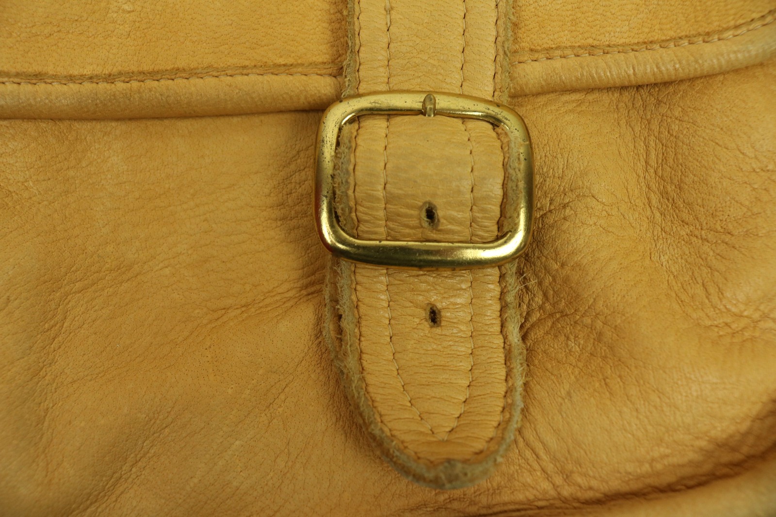 Quil Ceda Tanning Soft Suede Leather Messenger Bag Made In USA