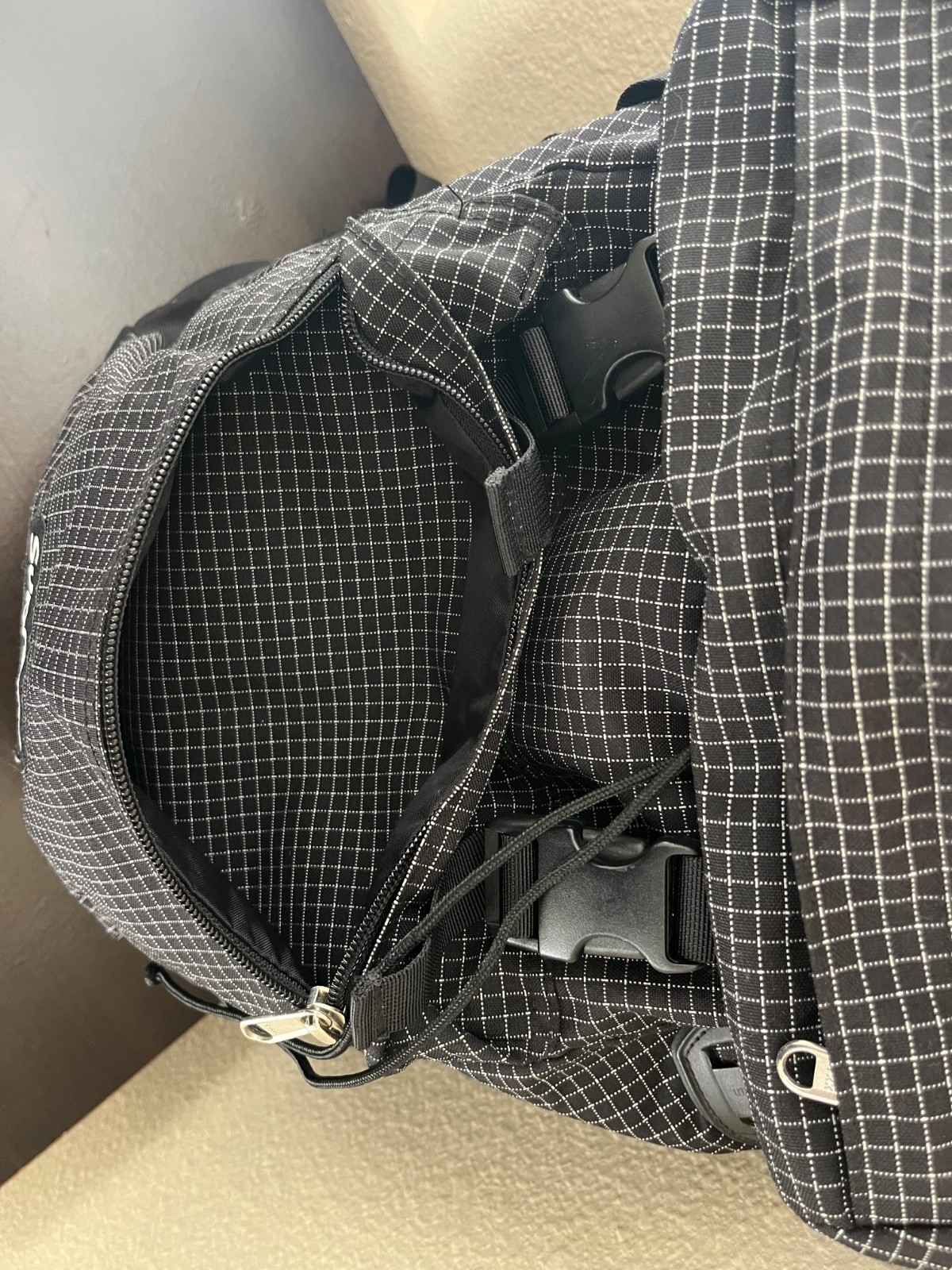 Vintage FW09 Supreme Ripstop Cordova Backpack, Travis, Kobe, Nike, Vans, Stussy